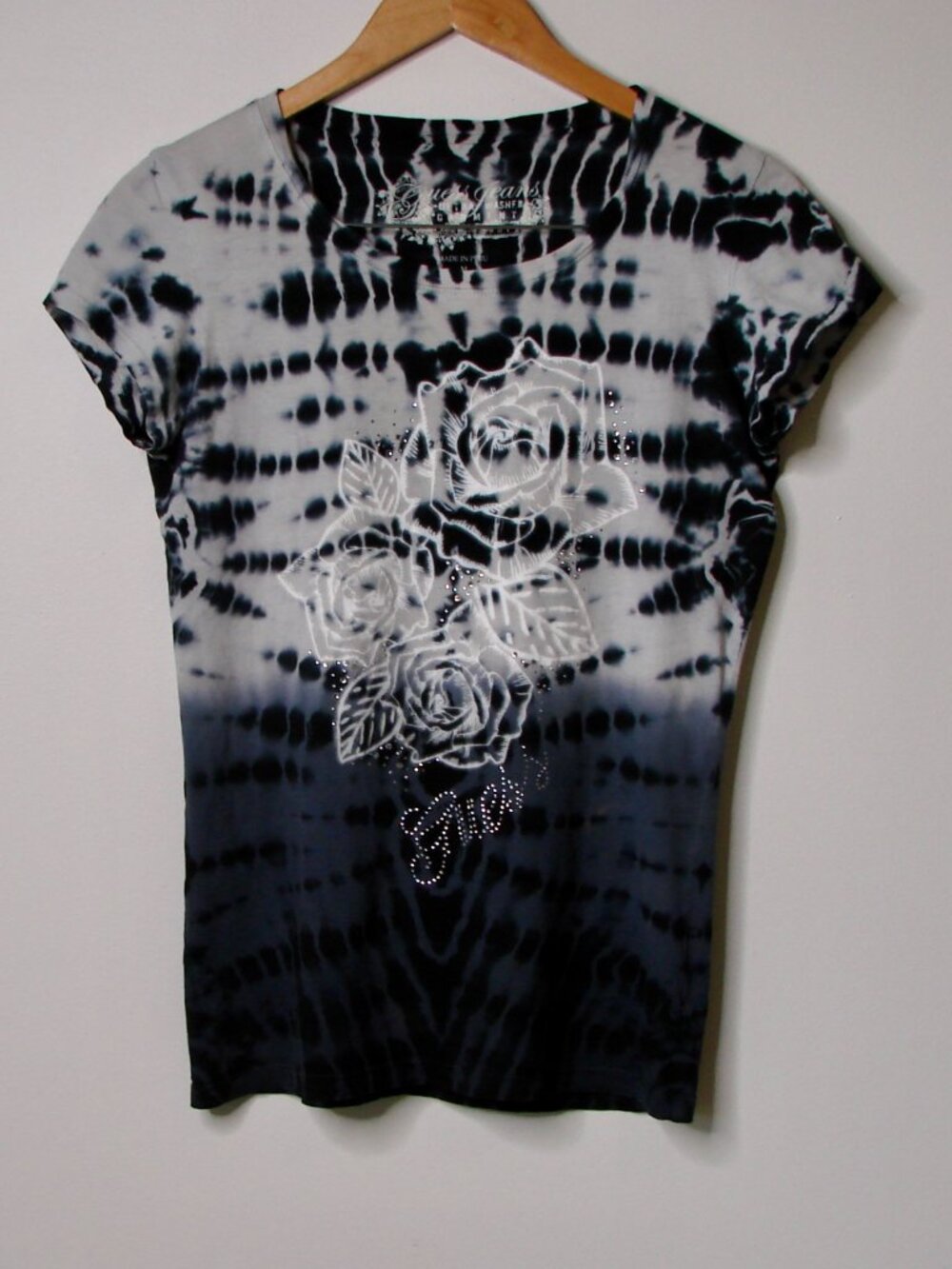 Guess Y2K Floral Rhinestone Tee Shirt Blue White Gray Tie Dye Studs Size Medium